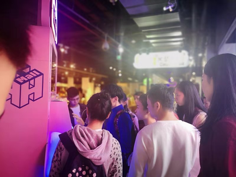 抖音同款口红机玩法？该如何加盟呢？